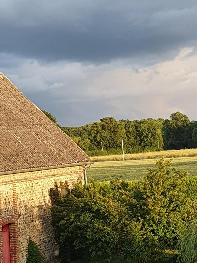 Au Petit Paradis Sainte-Gauburge-Sainte-Colombe Zewnętrze zdjęcie