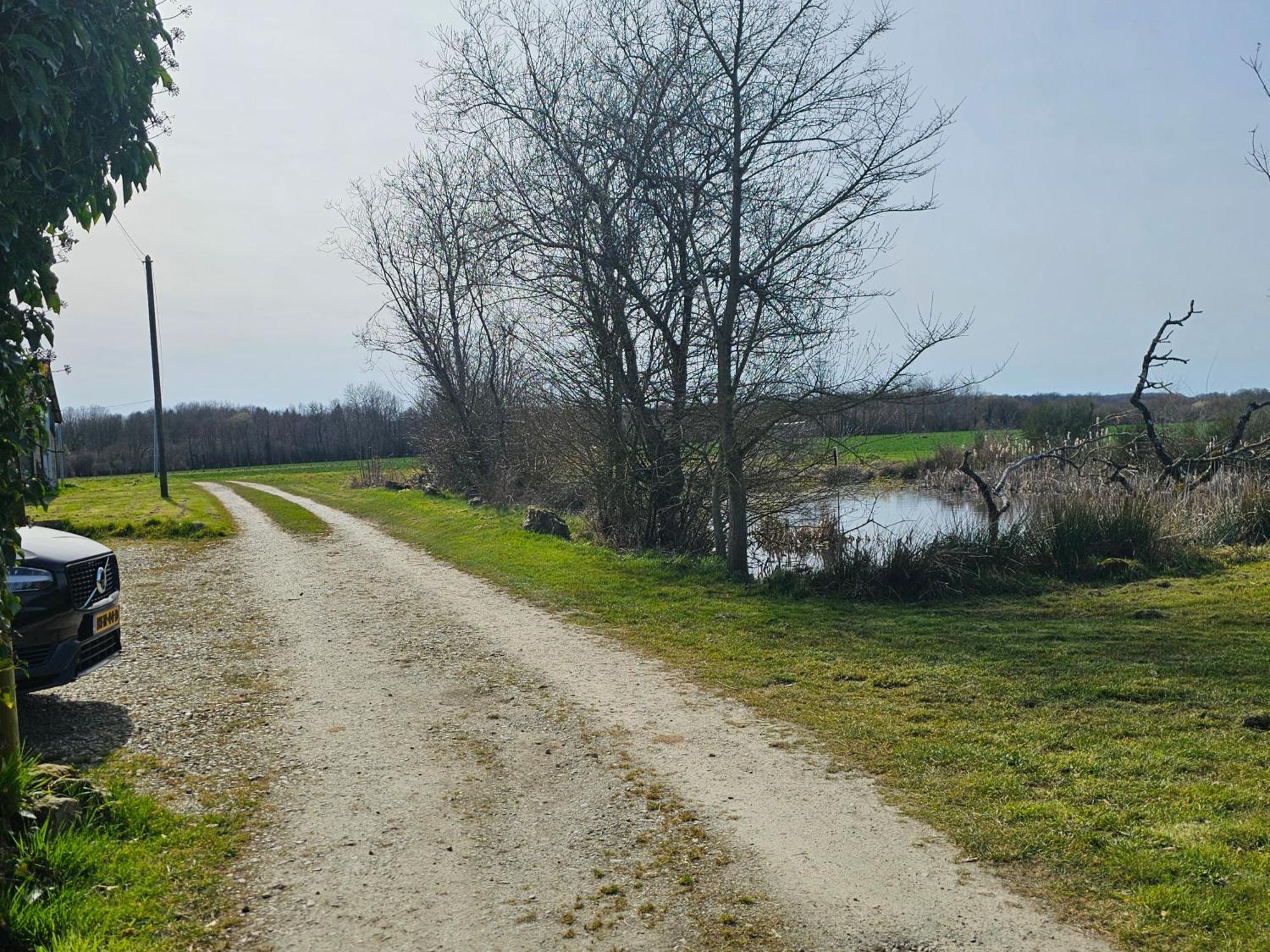 Au Petit Paradis Sainte-Gauburge-Sainte-Colombe Zewnętrze zdjęcie